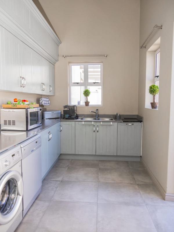 4 Bedroom Property for Sale in Kingswood Golf Estate Western Cape